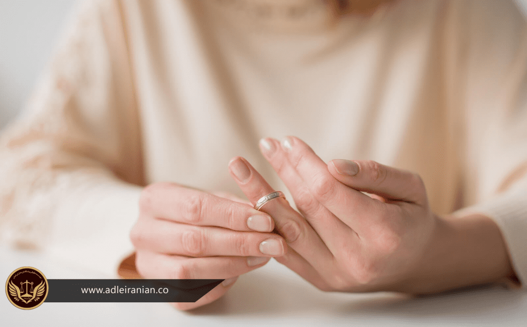 232084 1600x1030 what do people do wedding rings after divorce